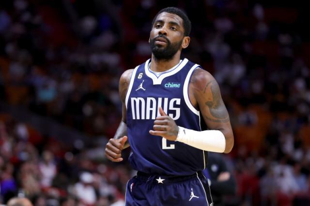 尼与鲍姆加 尼与鲍姆加