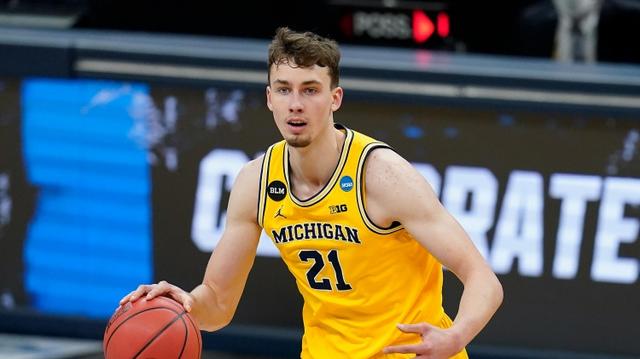 叠加侧翼控 叠加侧翼控